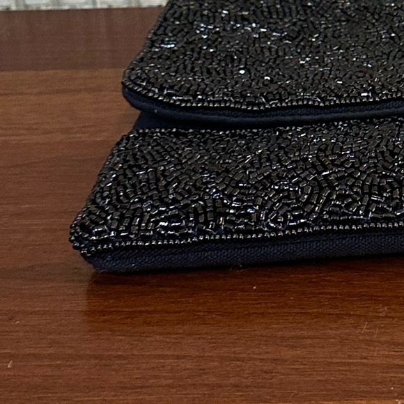 🌟HP🌟🐝Queen Bee Black Green Red Stripe Seed Bead Crossbody Clutch - Picture 14 of 14